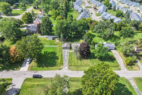 A home in Grand Blanc Twp