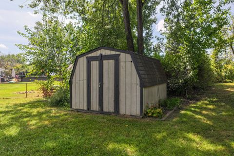 A home in Grand Blanc Twp