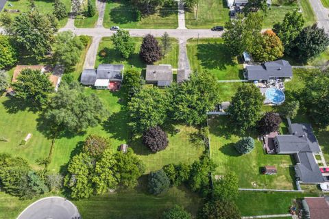 A home in Grand Blanc Twp