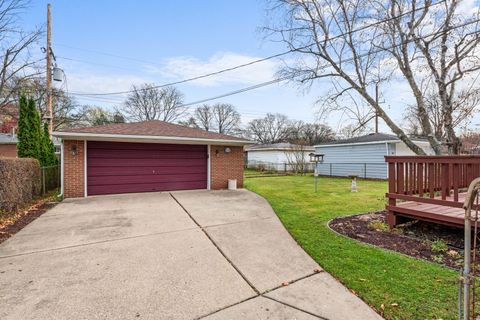 A home in Livonia