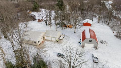 A home in Billings Twp