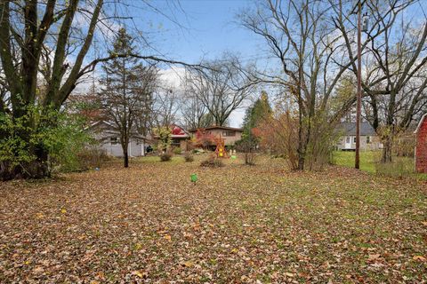 A home in Van Buren Twp