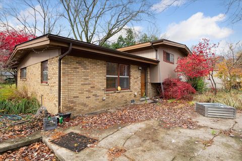 A home in Van Buren Twp