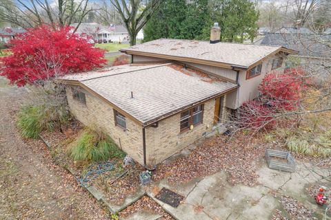 A home in Van Buren Twp