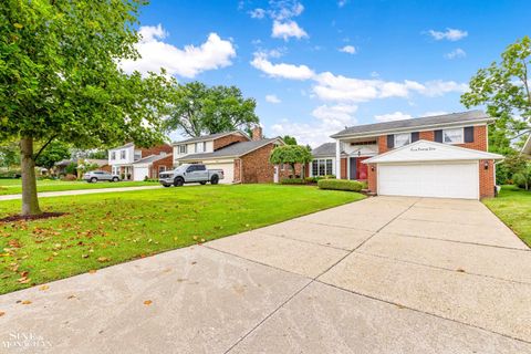 A home in Grosse Pointe Woods