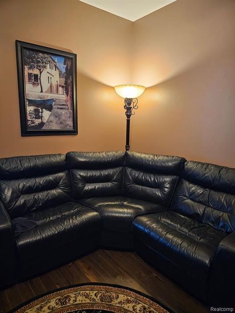 A home in FlushingCity_Genesee