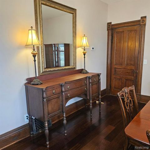 A home in FlushingCity_Genesee