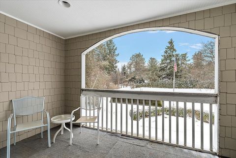 A home in Bloomfield Twp