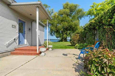 A home in Bear Lake Twp