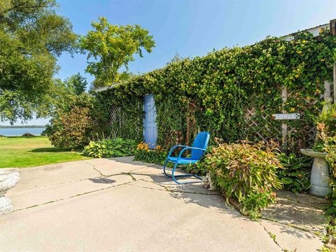 A home in Bear Lake Twp