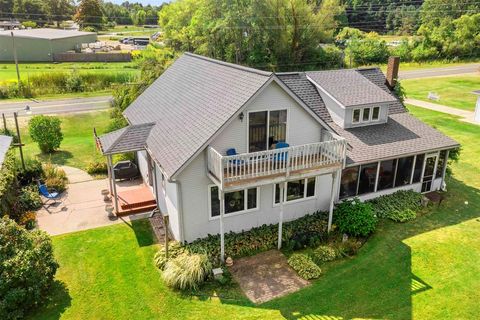 A home in Bear Lake Twp