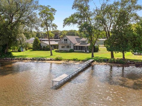 A home in Bear Lake Twp