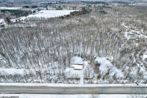 A home in Warren Twp