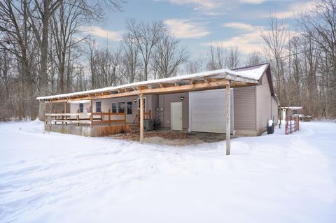 A home in Warren Twp