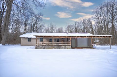 A home in Warren Twp