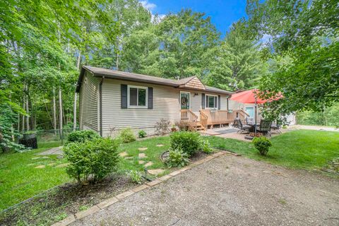 A home in Green Lake Twp