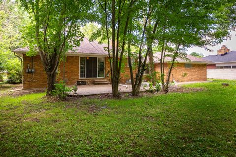 A home in Harper Woods