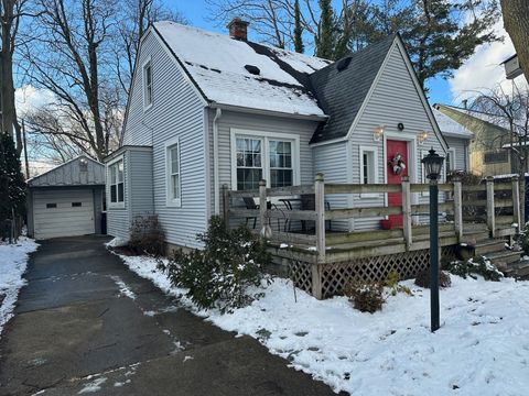 A home in Livonia