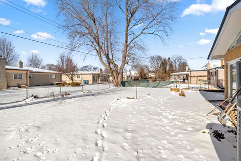 A home in Warren