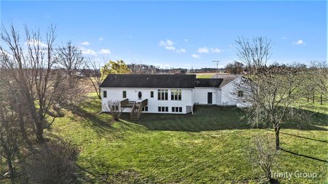 A home in Jamestown Twp