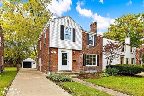 A home in Grosse Pointe Woods