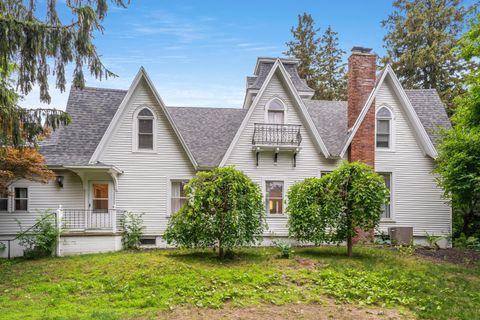 A home in South Haven