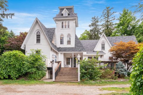 A home in South Haven