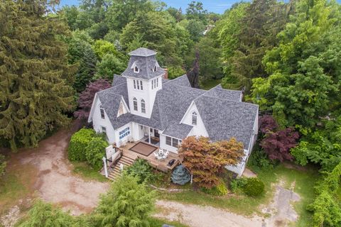 A home in South Haven