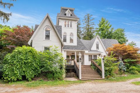 A home in South Haven