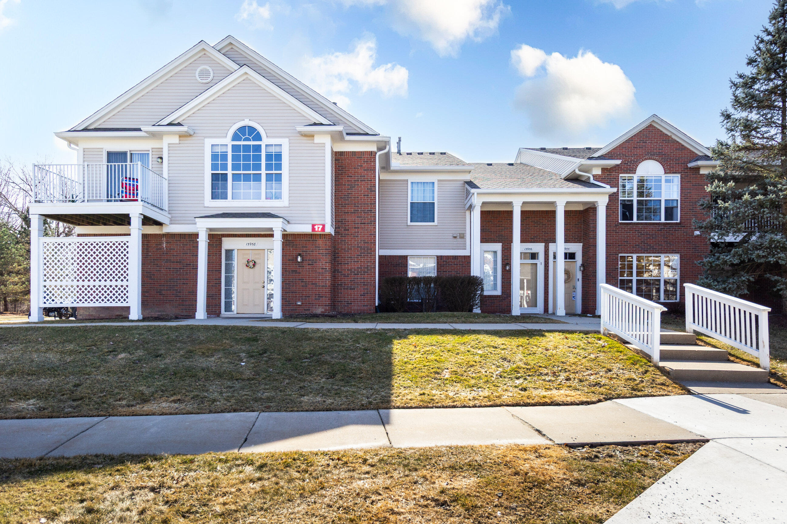 15958 morningside