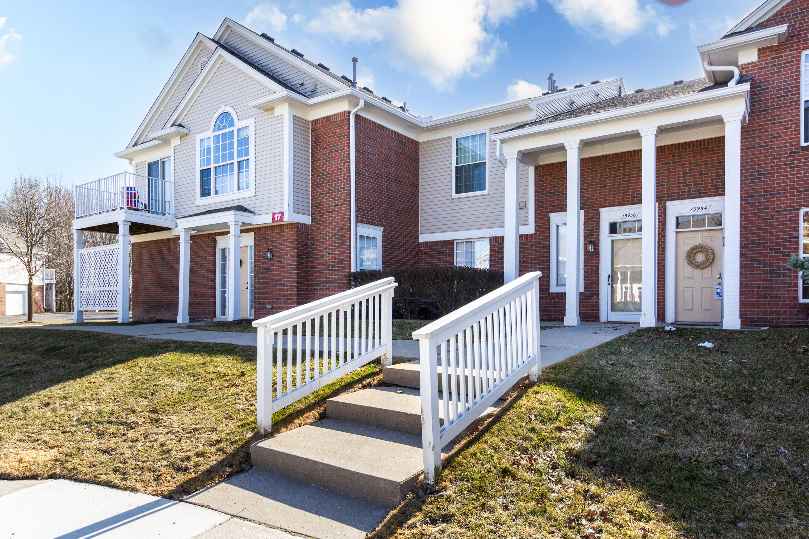 15958 morningside