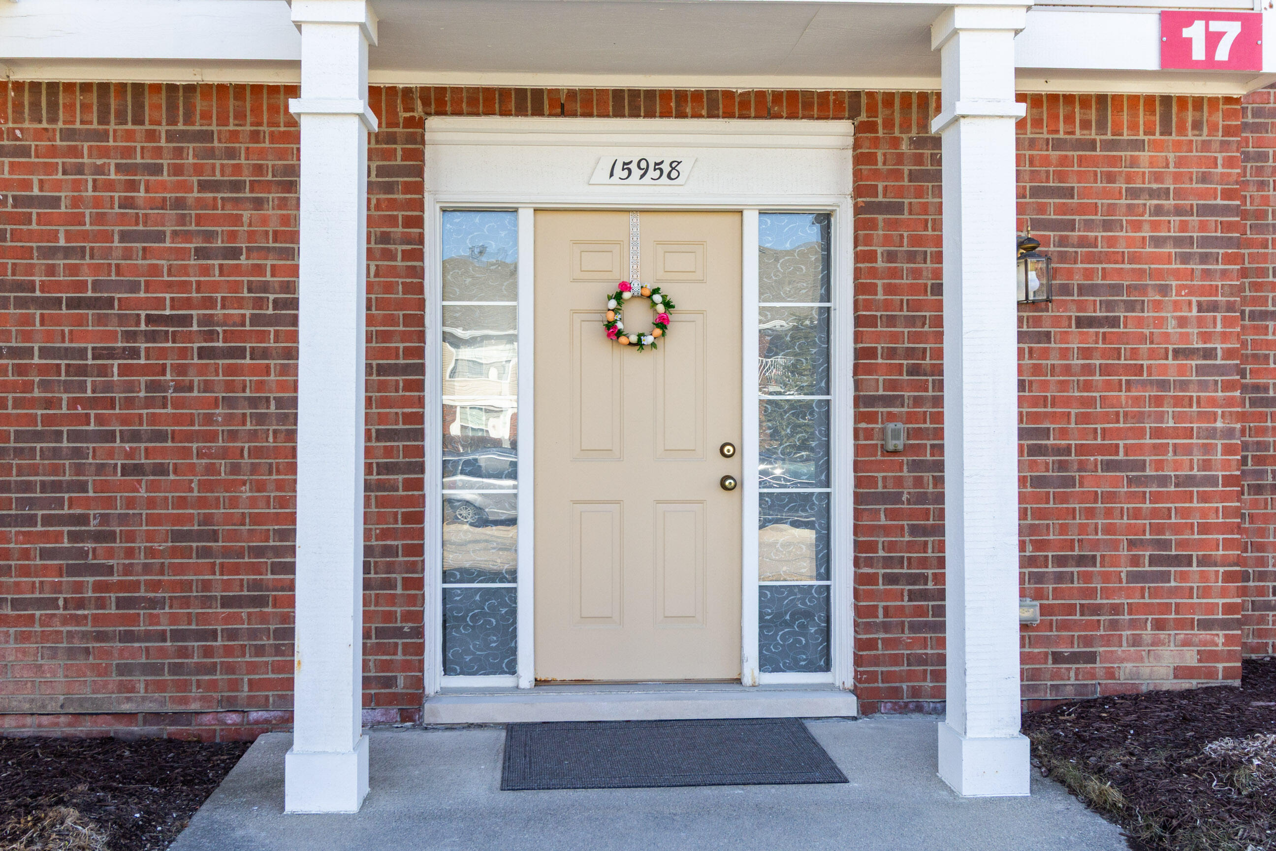 15958 morningside