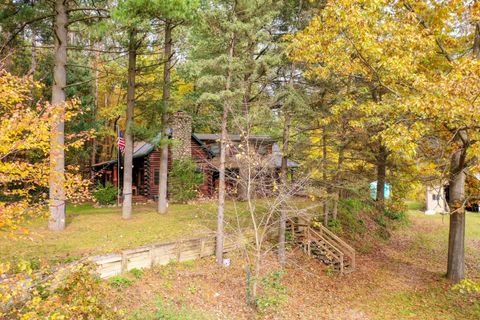 A home in Groveland Twp