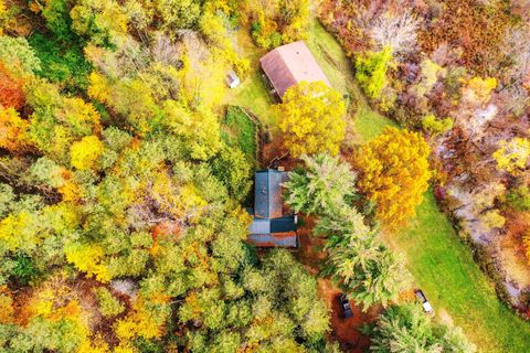 A home in Groveland Twp