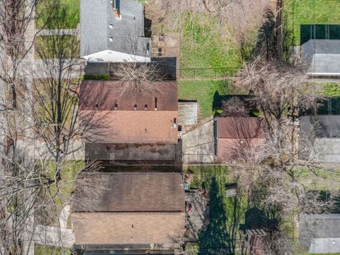 A home in Harper Woods