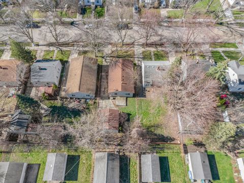 A home in Harper Woods