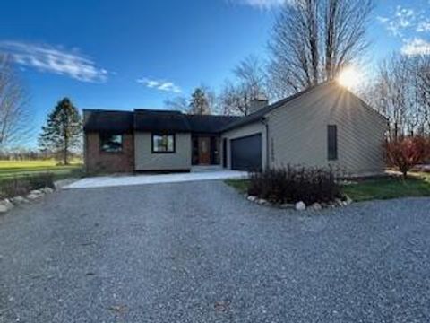 A home in Prairieville Twp