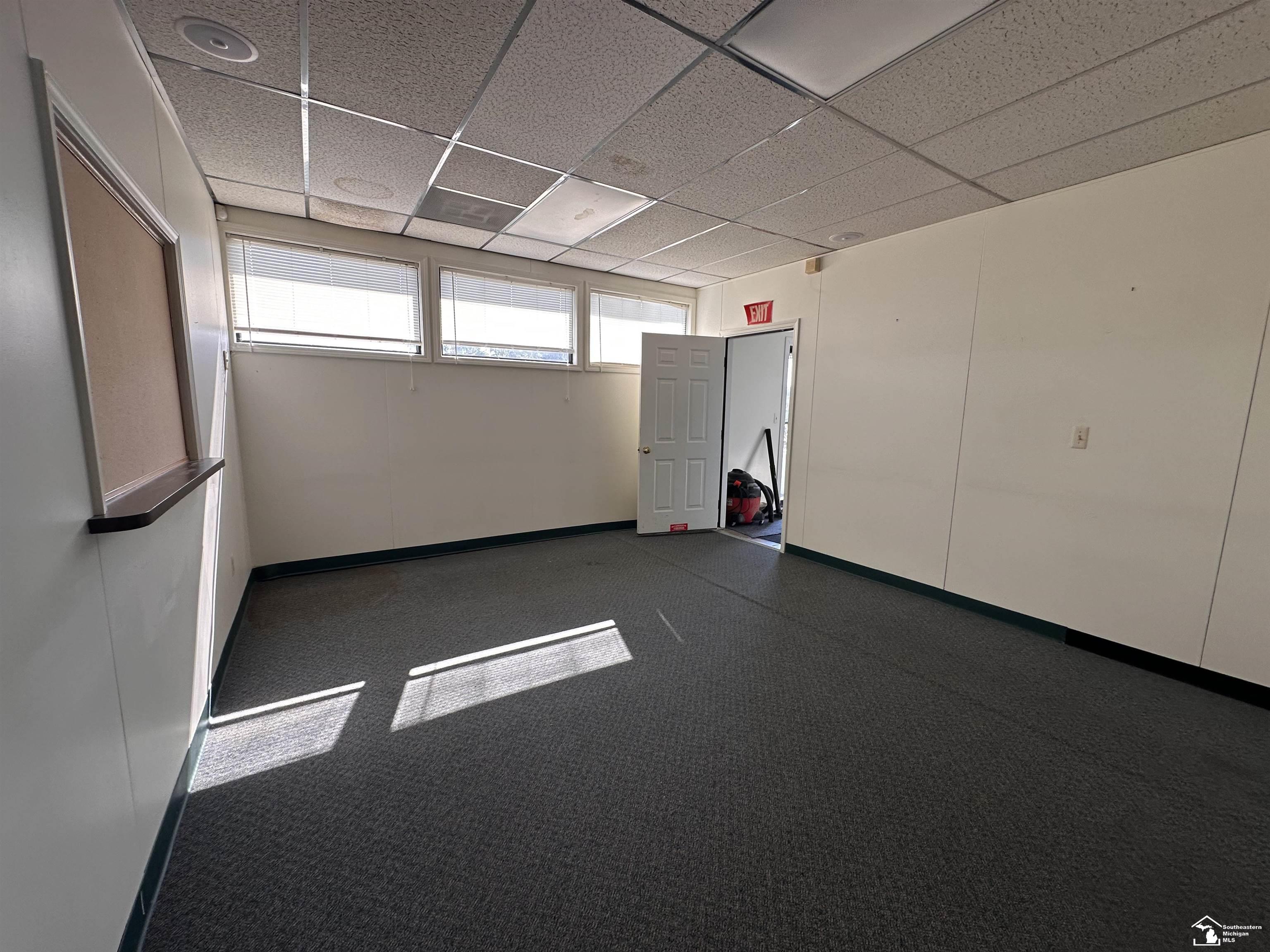 7521 N Telegraph Road