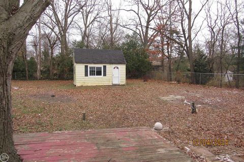 A home in Warren