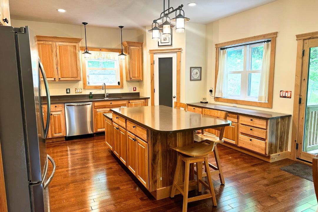 Photo 5 of 21 of 207 Cinnamon Lane house