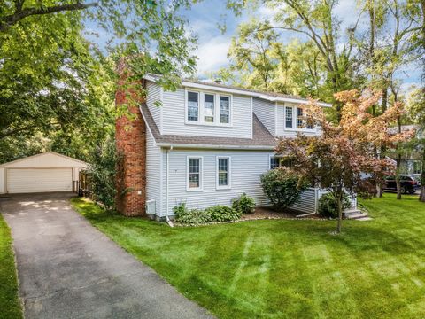 A home in West Bloomfield Twp