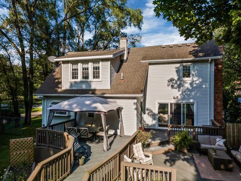 A home in West Bloomfield Twp