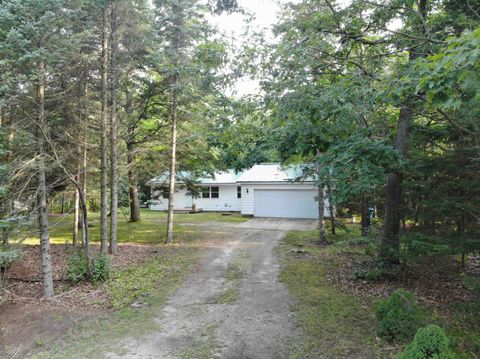 A home in Markey Twp