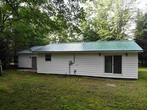 A home in Markey Twp