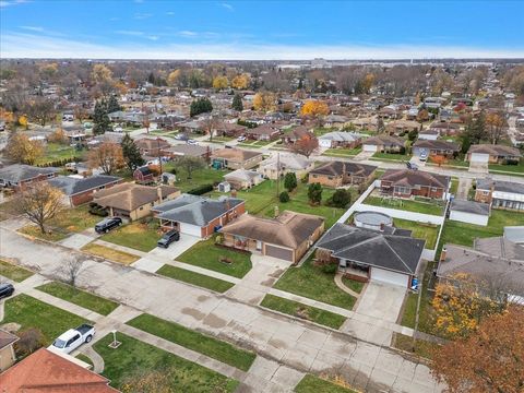 A home in Warren