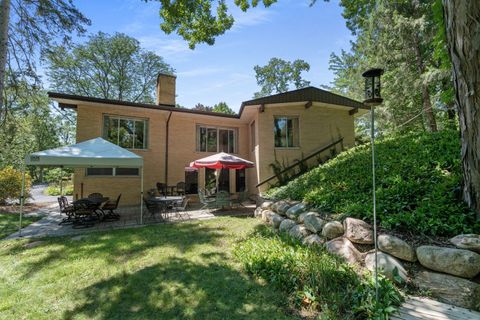 A home in West Bloomfield Twp