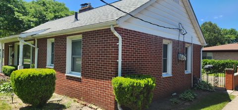 A home in Warren