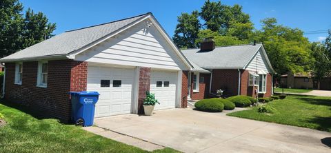 A home in Warren