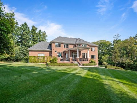 A home in Bloomfield Twp