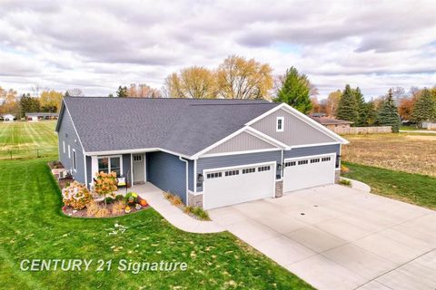 A home in Saginaw Twp